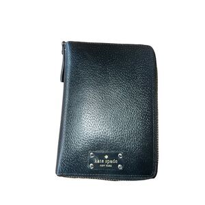 Pristine Condition Kate Spade Wellesley Zip 6 Ring Planner Black Leather
